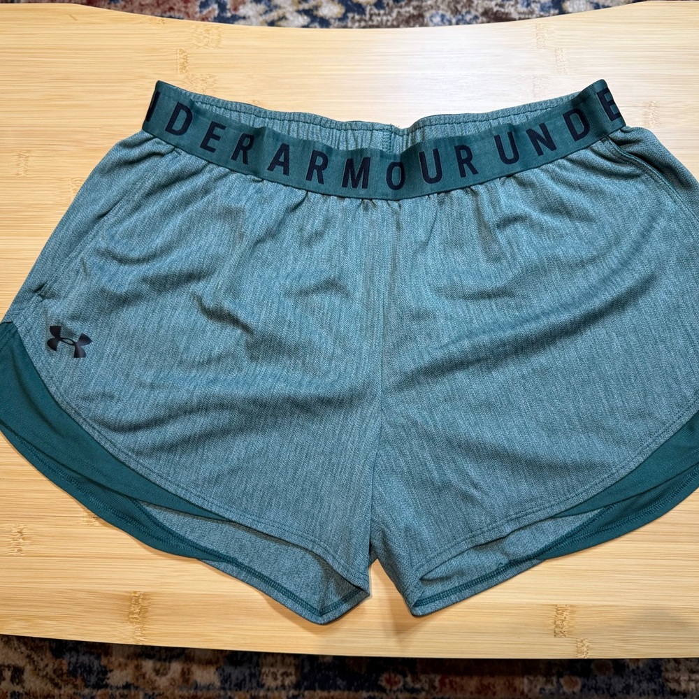 Under Armour Green Athletic Shorts Lightweight Breathable